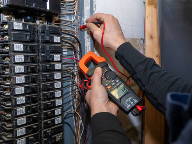 Best Affordable Emergency Electrician  in Flora, IL